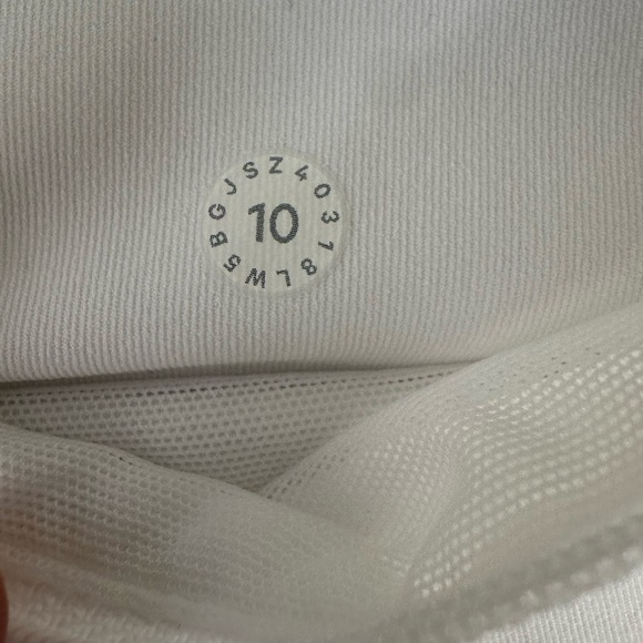 Sold Lululemon Speed Up Tight 28" White Size 10 W5BGJS - Picture 2 of 7
